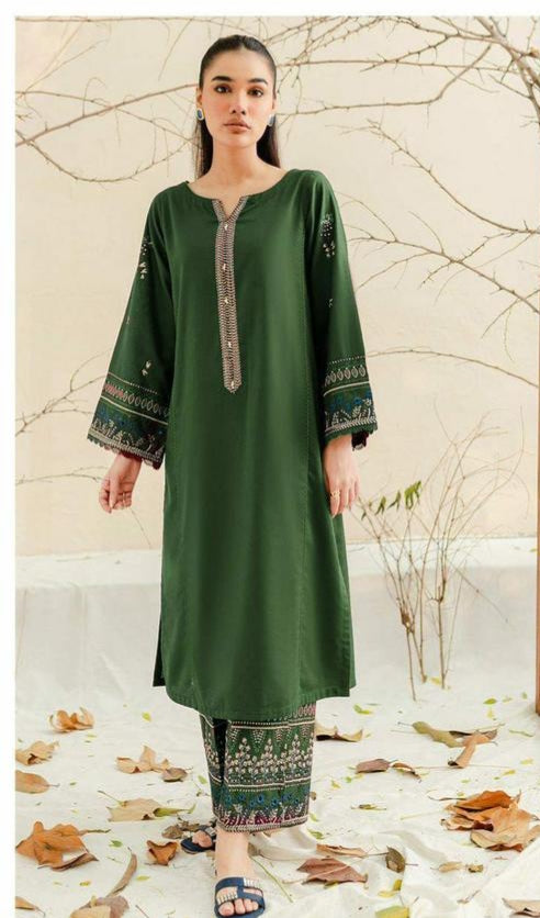 Woman's Winter 3 Pcs Unstitched suits