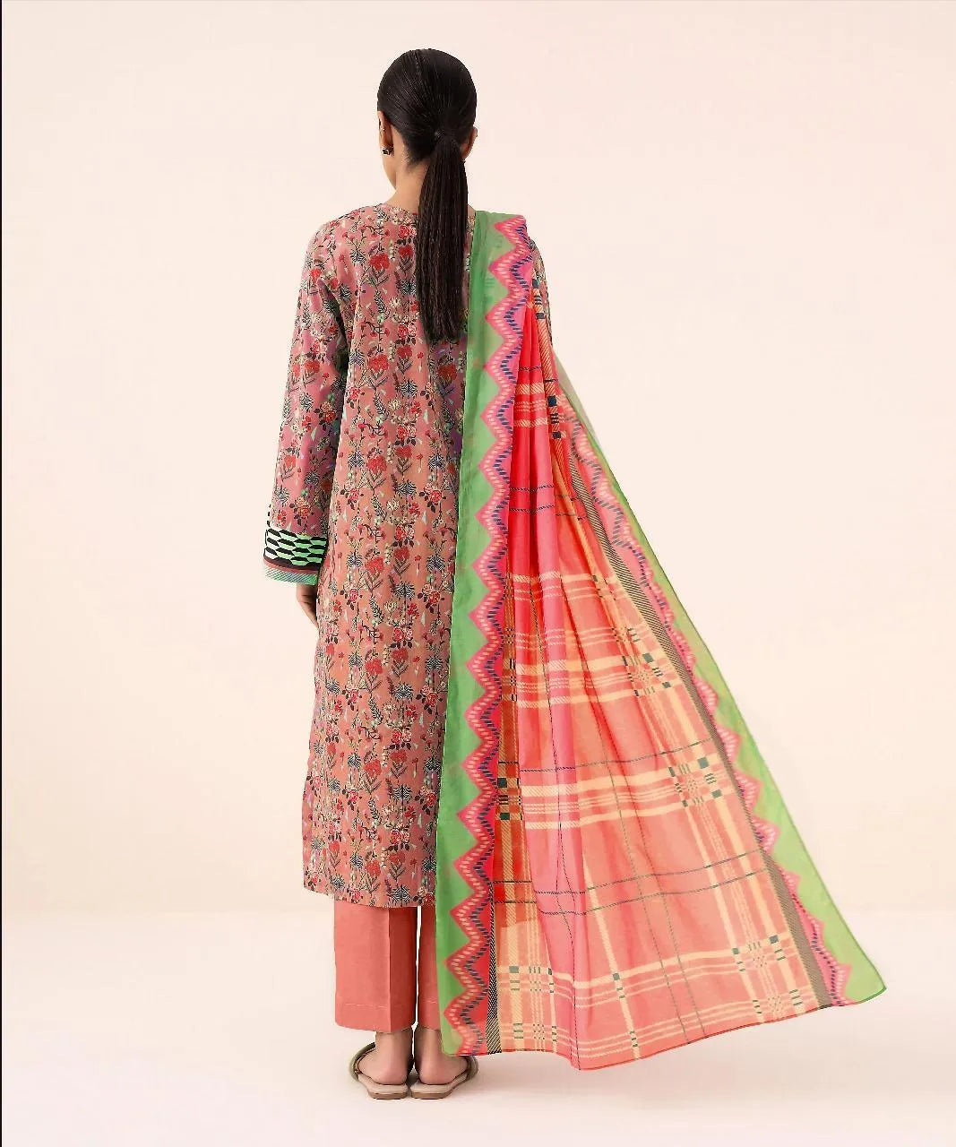 3 Pcs Women's Unstiched Suits